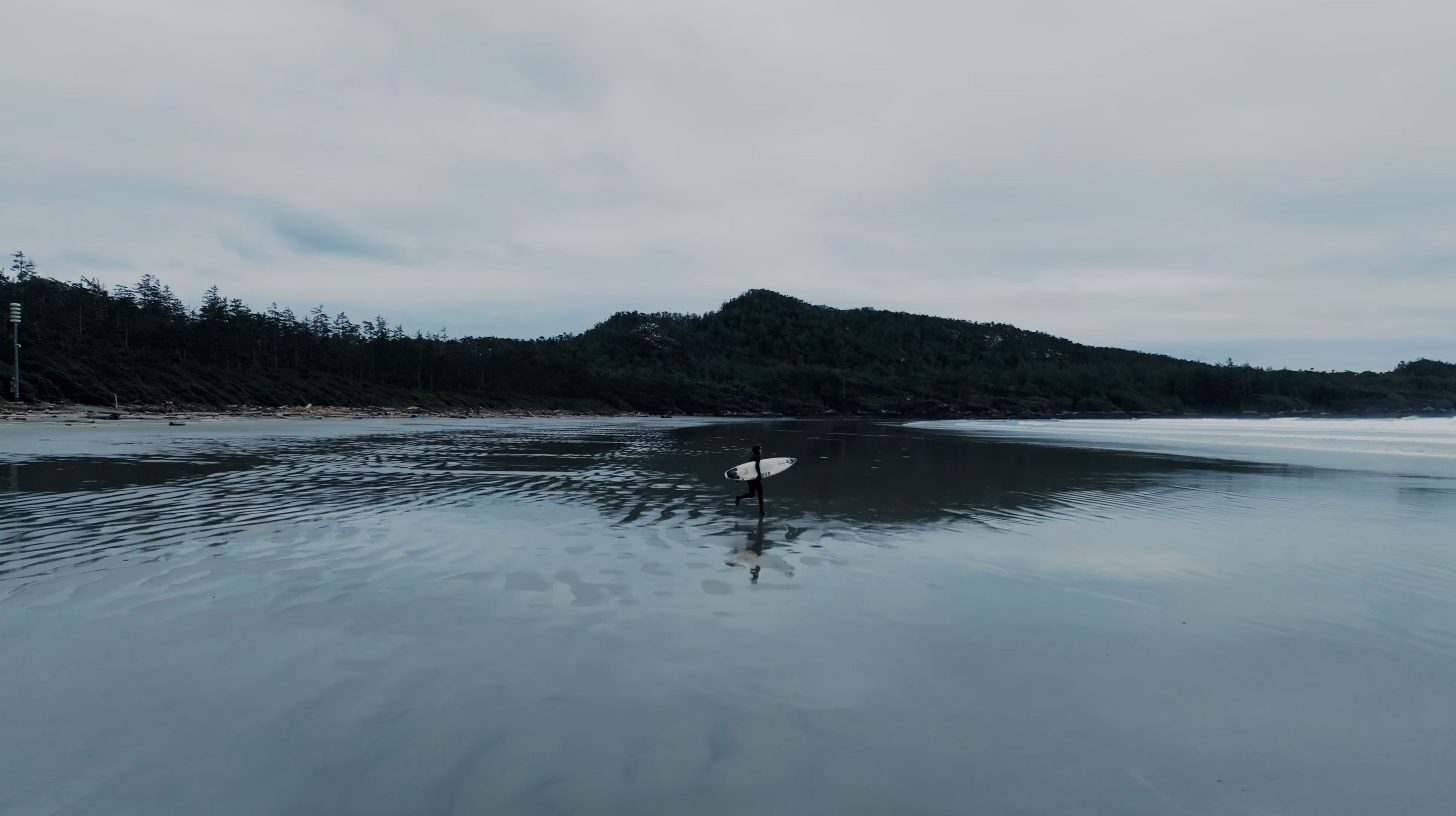Fresh Cox Bay still 02